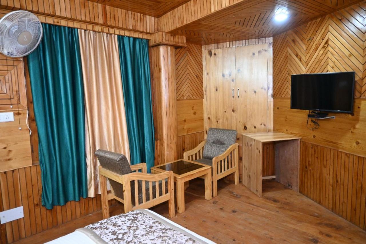 Hotel Nirmal Chhaya Manāli Eksteriør bilde