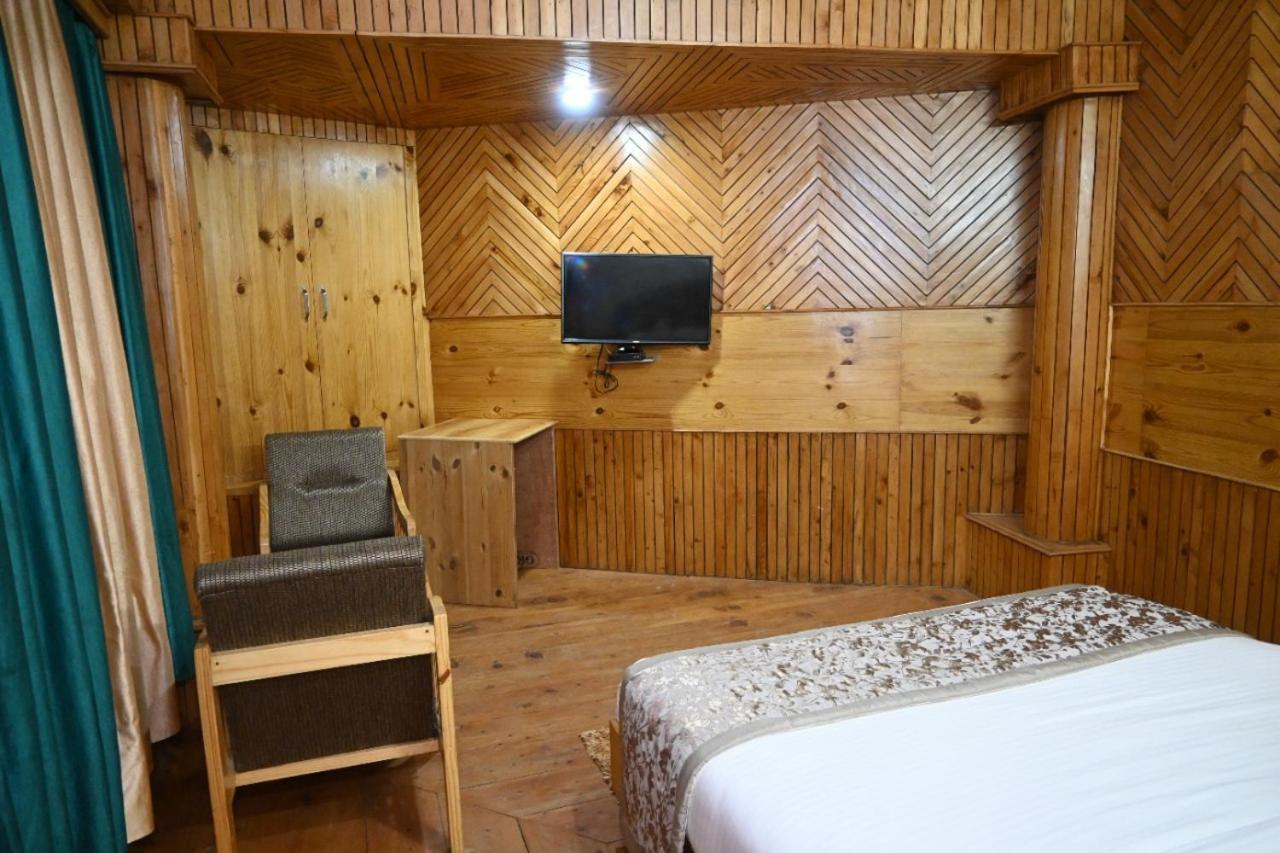Hotel Nirmal Chhaya Manāli Eksteriør bilde