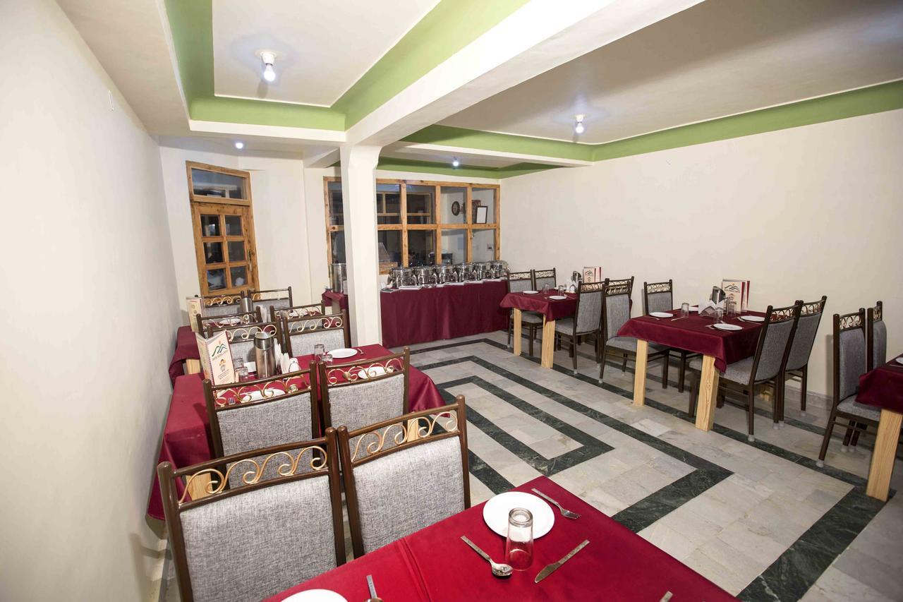 Hotel Nirmal Chhaya Manāli Eksteriør bilde